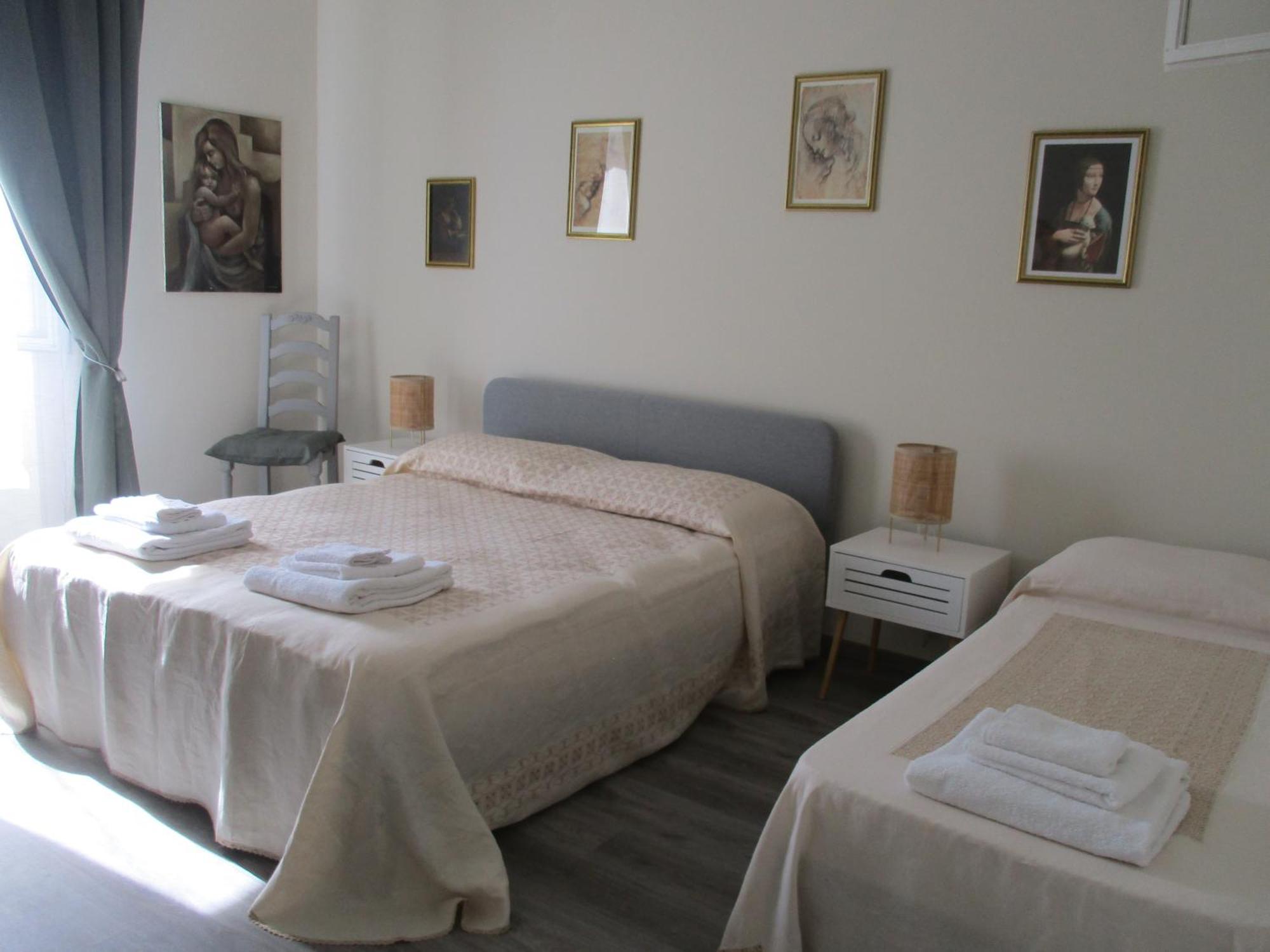 La Casa Del Nespolo Tranquillo Alloggio Vicino Alla Stazione Sanremo Ngoại thất bức ảnh