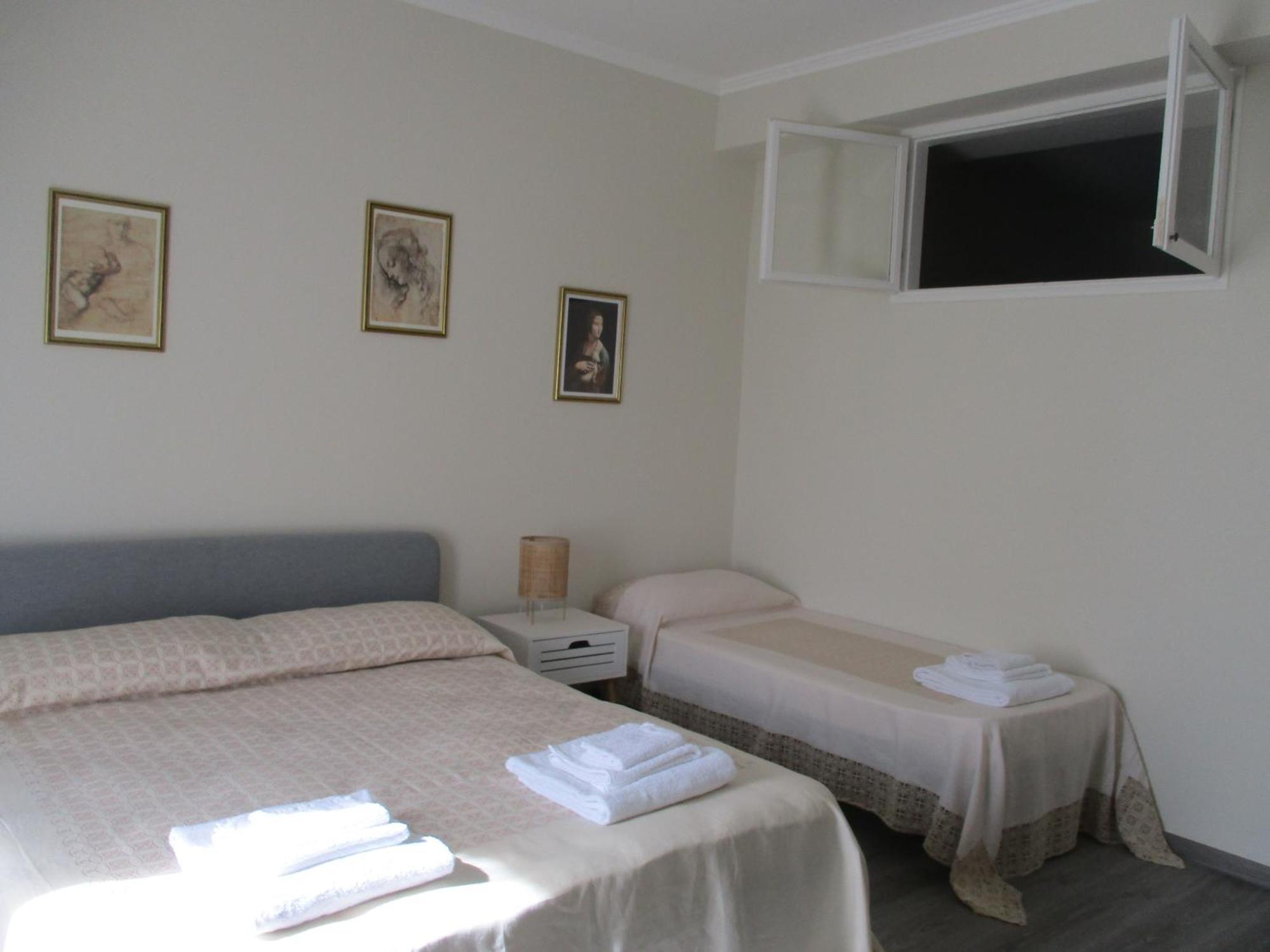 La Casa Del Nespolo Tranquillo Alloggio Vicino Alla Stazione Sanremo Ngoại thất bức ảnh